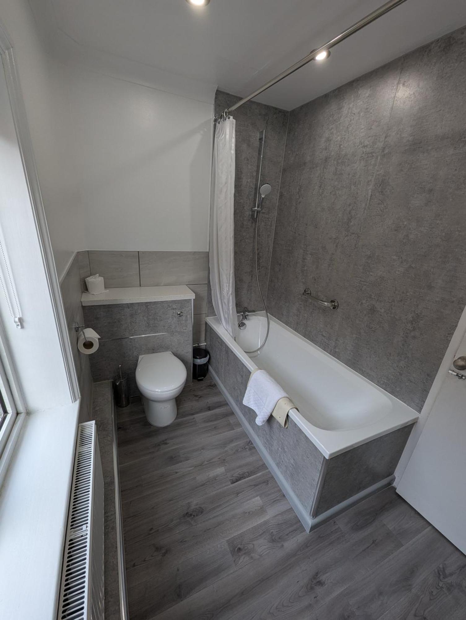 The Walnut Tree Hotel Bridgwater Dış mekan fotoğraf