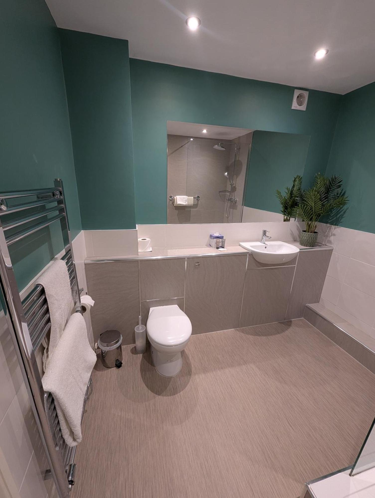 The Walnut Tree Hotel Bridgwater Dış mekan fotoğraf