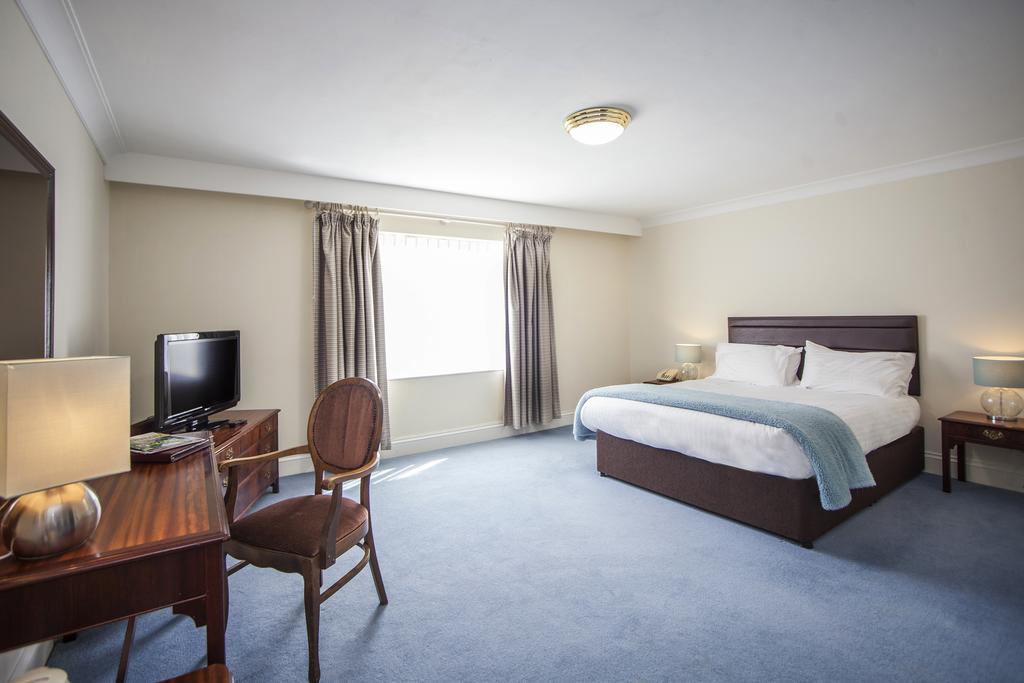 The Walnut Tree Hotel Bridgwater Dış mekan fotoğraf