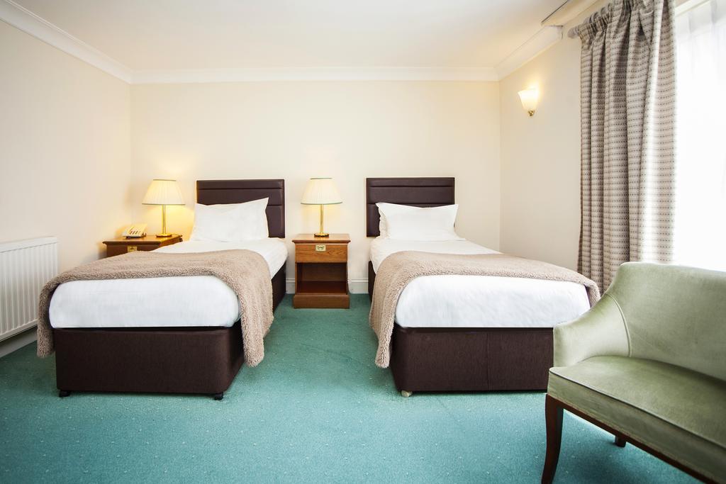 The Walnut Tree Hotel Bridgwater Dış mekan fotoğraf