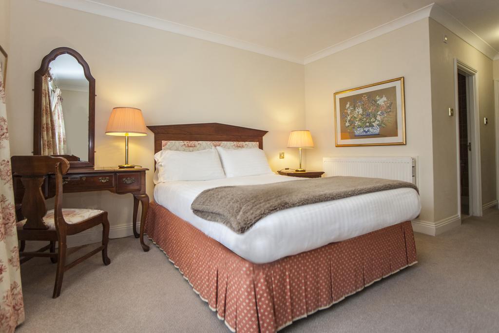 The Walnut Tree Hotel Bridgwater Dış mekan fotoğraf