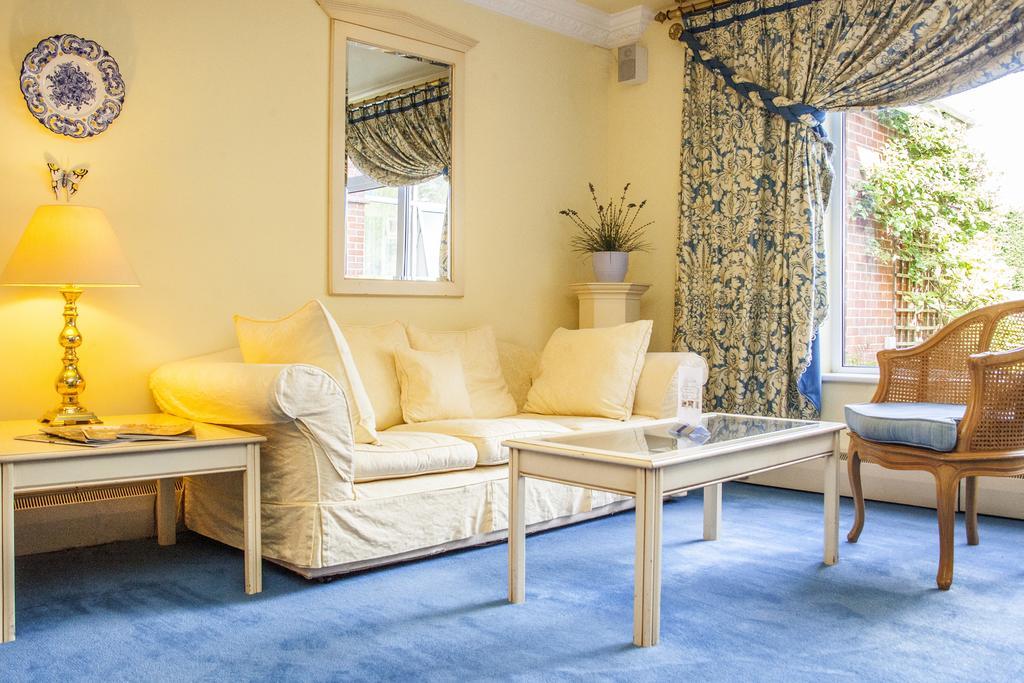 The Walnut Tree Hotel Bridgwater Dış mekan fotoğraf