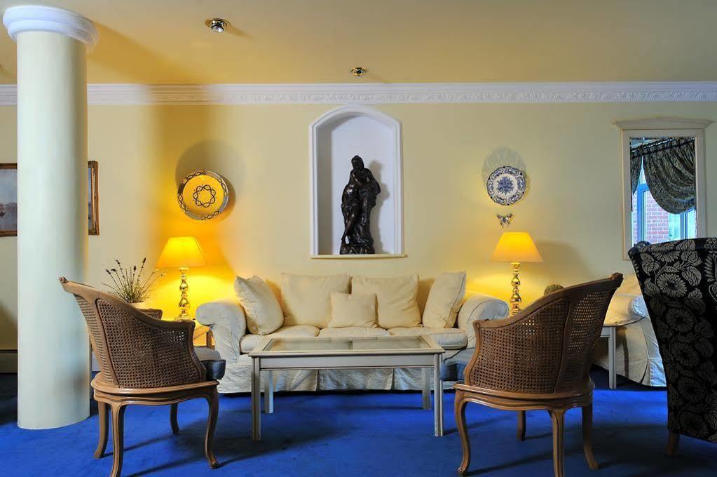 The Walnut Tree Hotel Bridgwater Dış mekan fotoğraf